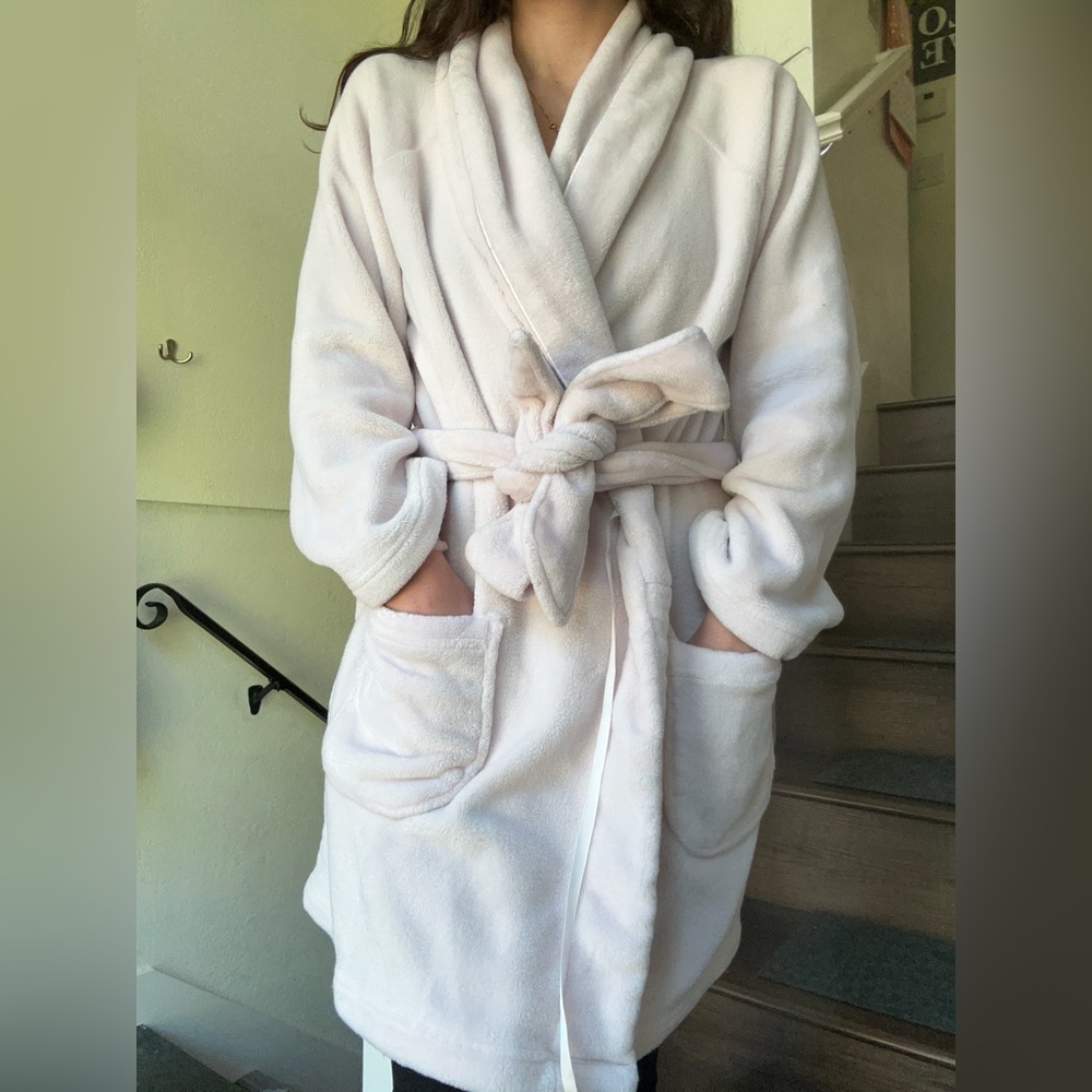 PINK Victorias Secret Robe